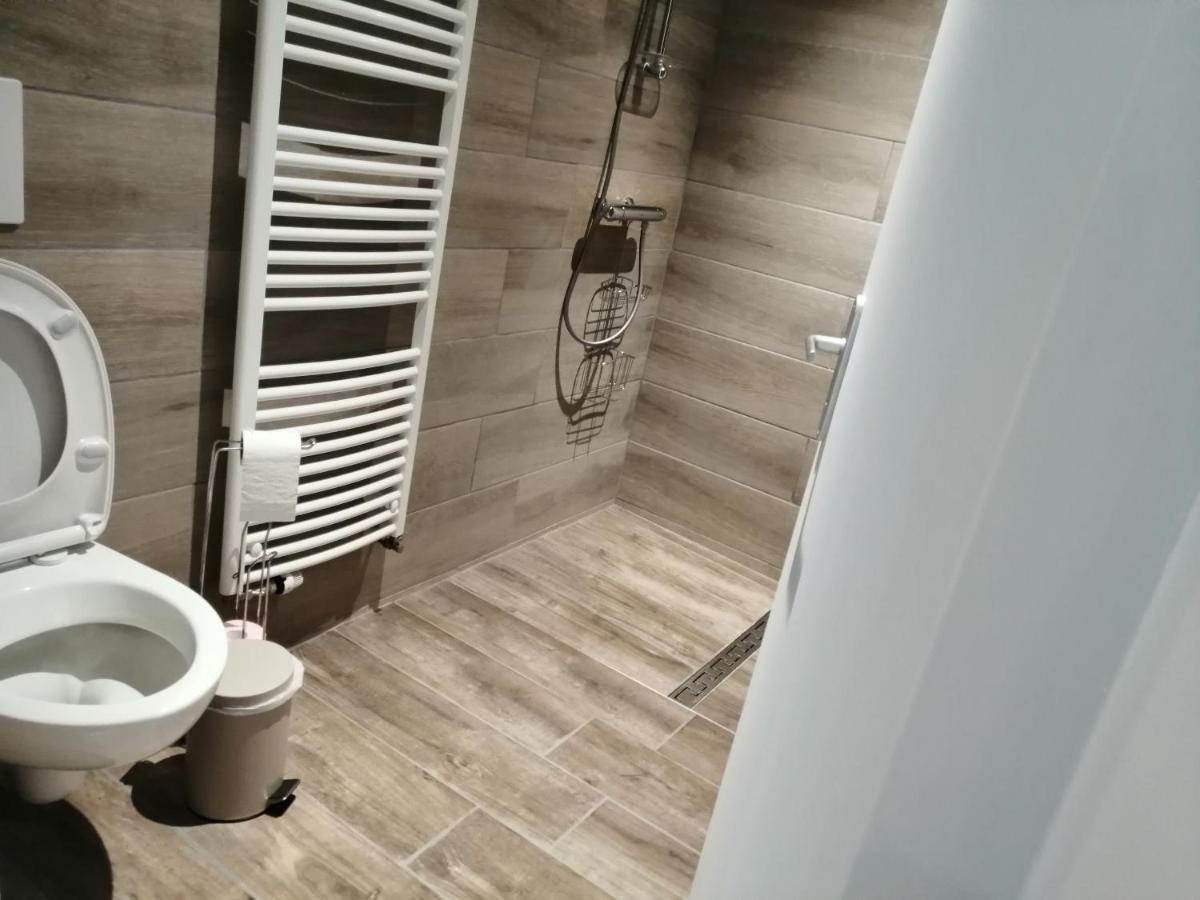 Le Pertuis Chez Fabrice B&B 외부 사진