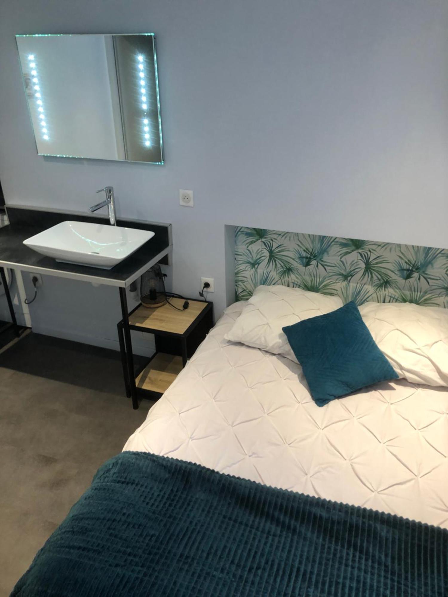 Le Pertuis Chez Fabrice B&B 외부 사진